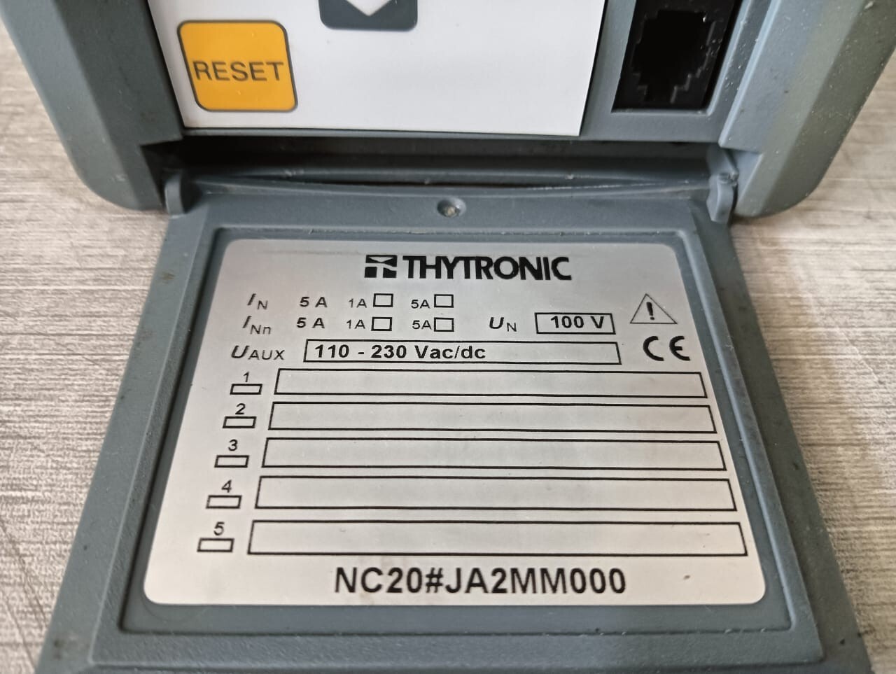 THYTRONIC RELAY-110 THYTRONIC NC20 /JA2MM000 BANK CAPACITOR PROTECTION RELAY 110-230 Vac/dc 7