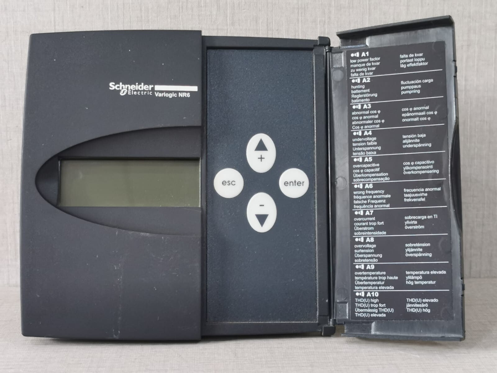 Schneider Electric NR6 Schneider Electric Varlogic NR6 Power Factor Controller 3