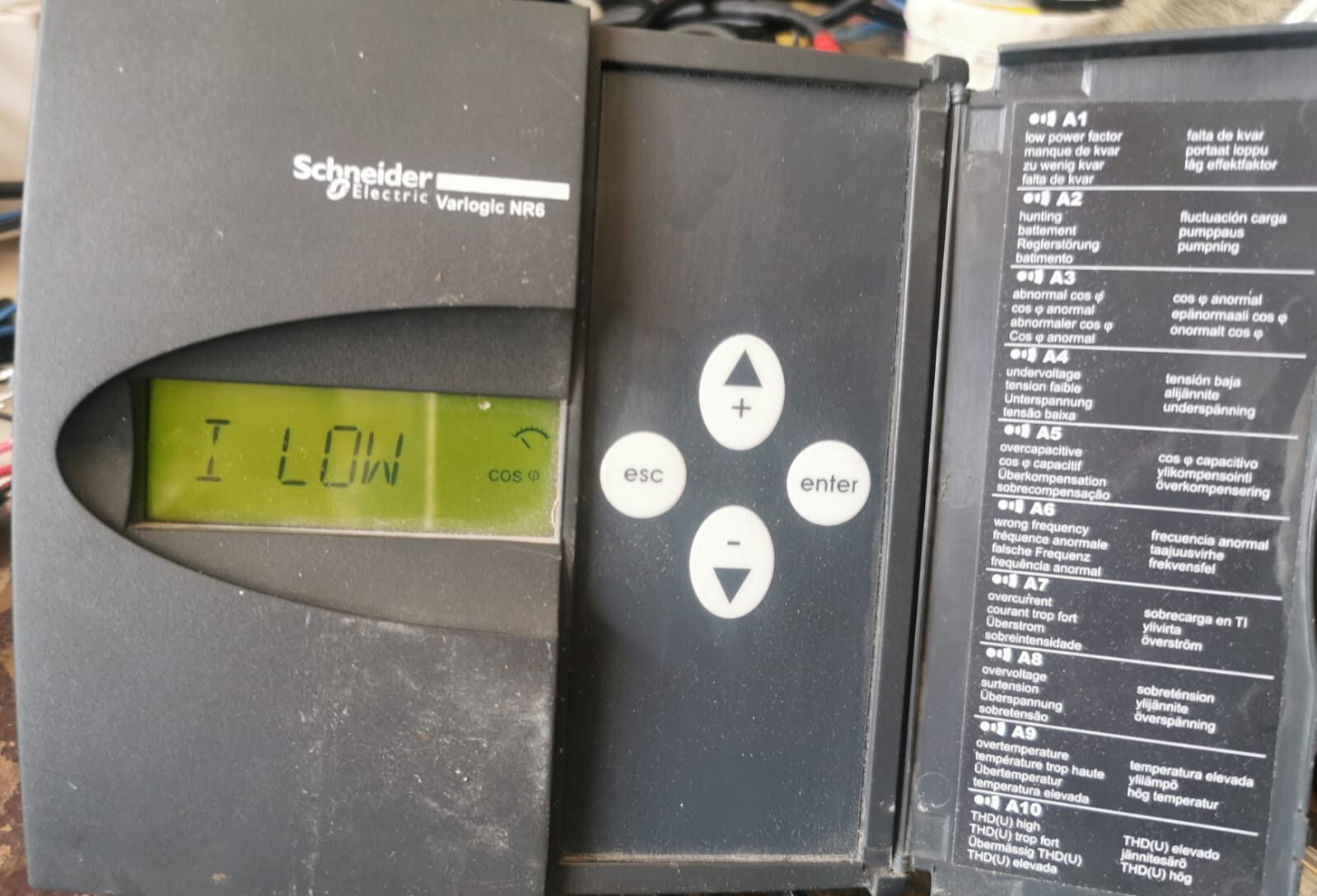 Schneider Electric NR6 Schneider Electric Varlogic NR6 Power Factor Controller 5