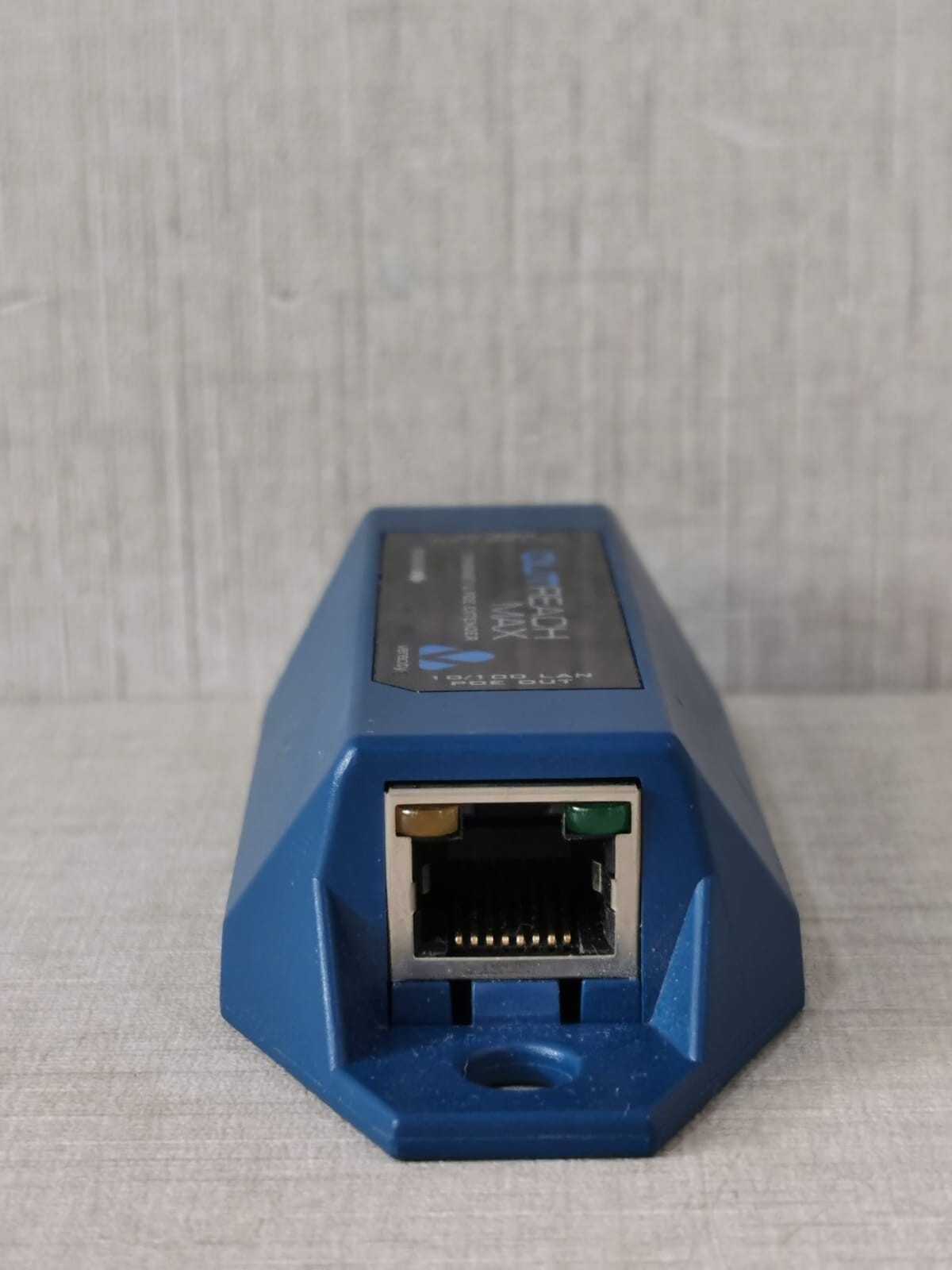 VERACITY VOR-ORM VERACITY VOR-ORM OUTREACH Max ETHERNET & POE EXTENDER 10/100 LAN 3