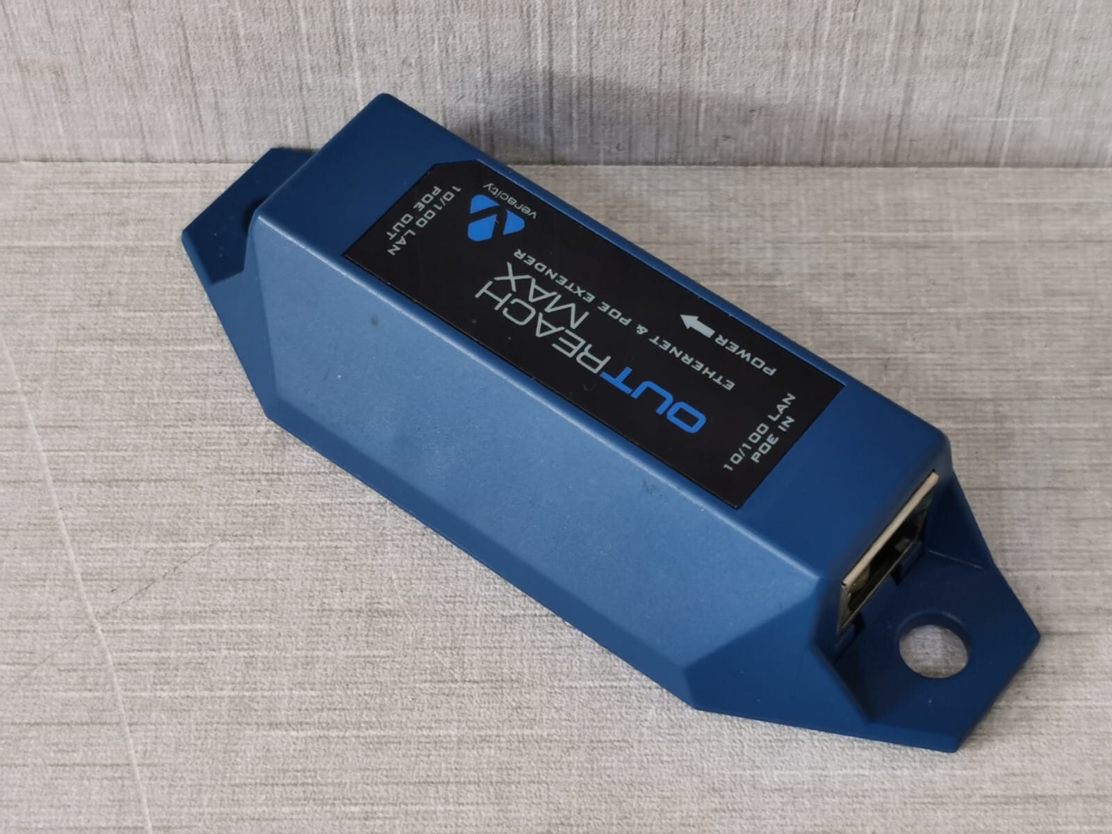 VERACITY VOR-ORM VERACITY VOR-ORM OUTREACH Max ETHERNET & POE EXTENDER 10/100 LAN 7