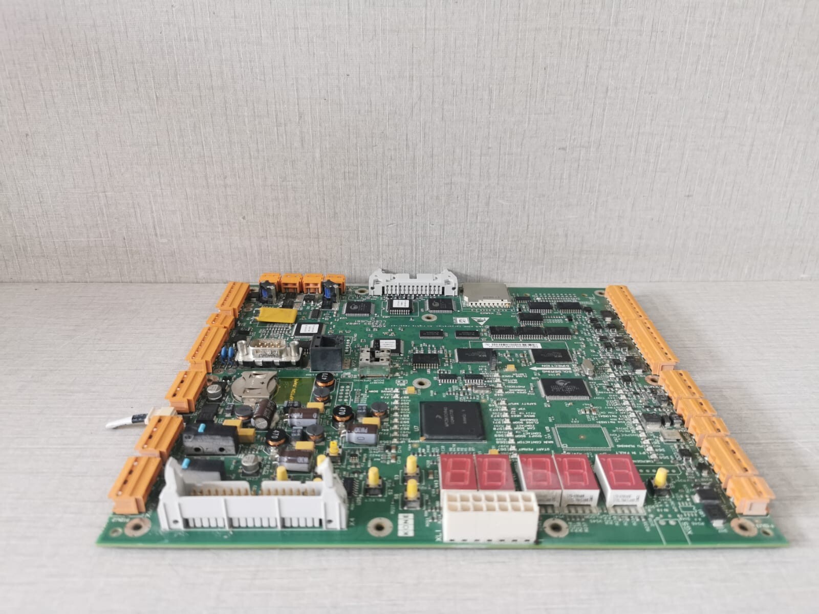 KONE 375 LCE CPU 561 KONE 375 LCE CPU 561 ELEVATOR PCB BOARD 10