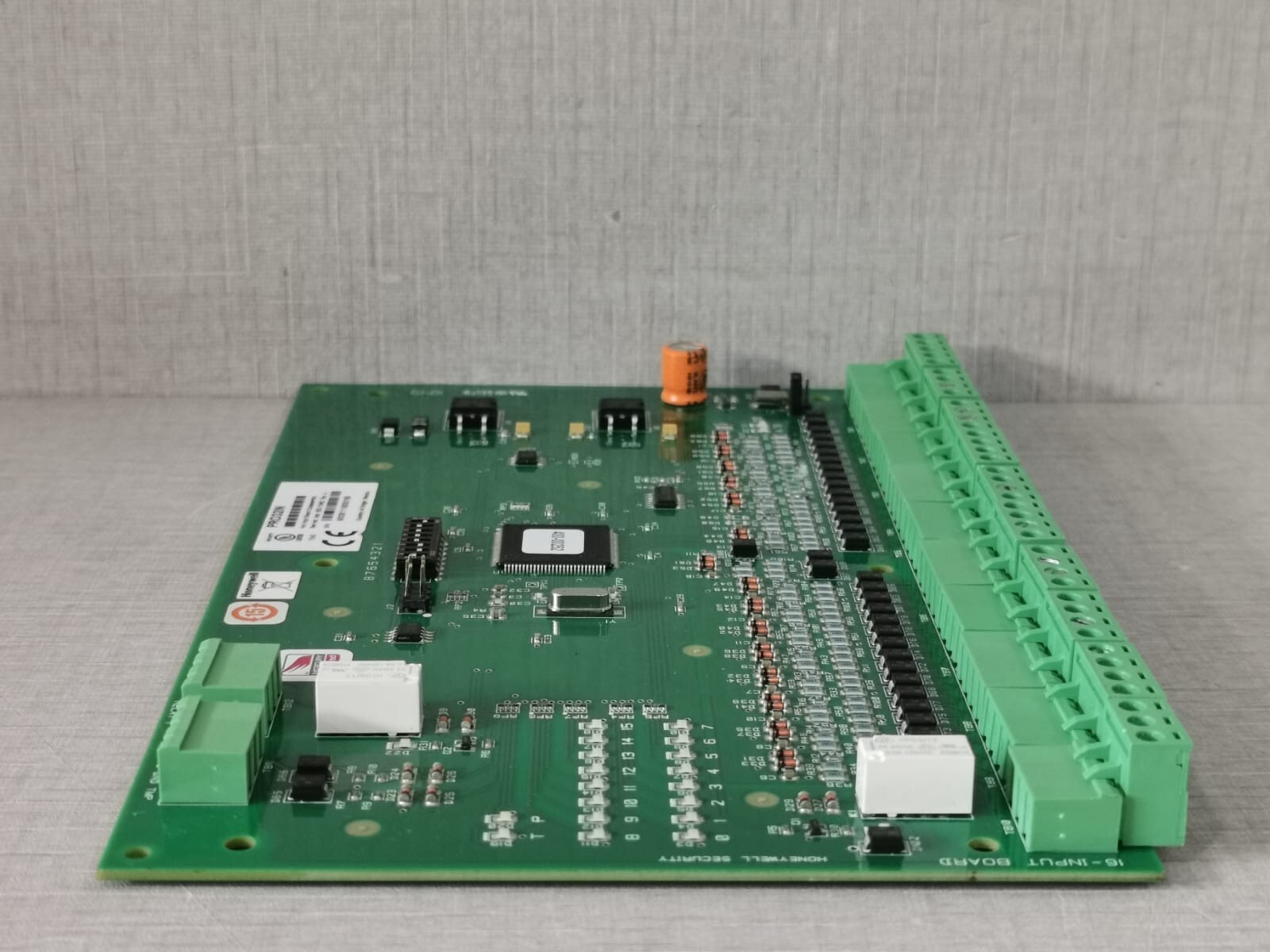Honeywell 10290-0000-F REV.C HONEYWELL PRO32IN 16-INPUT BOARD 10290-0000-F REV.C 6