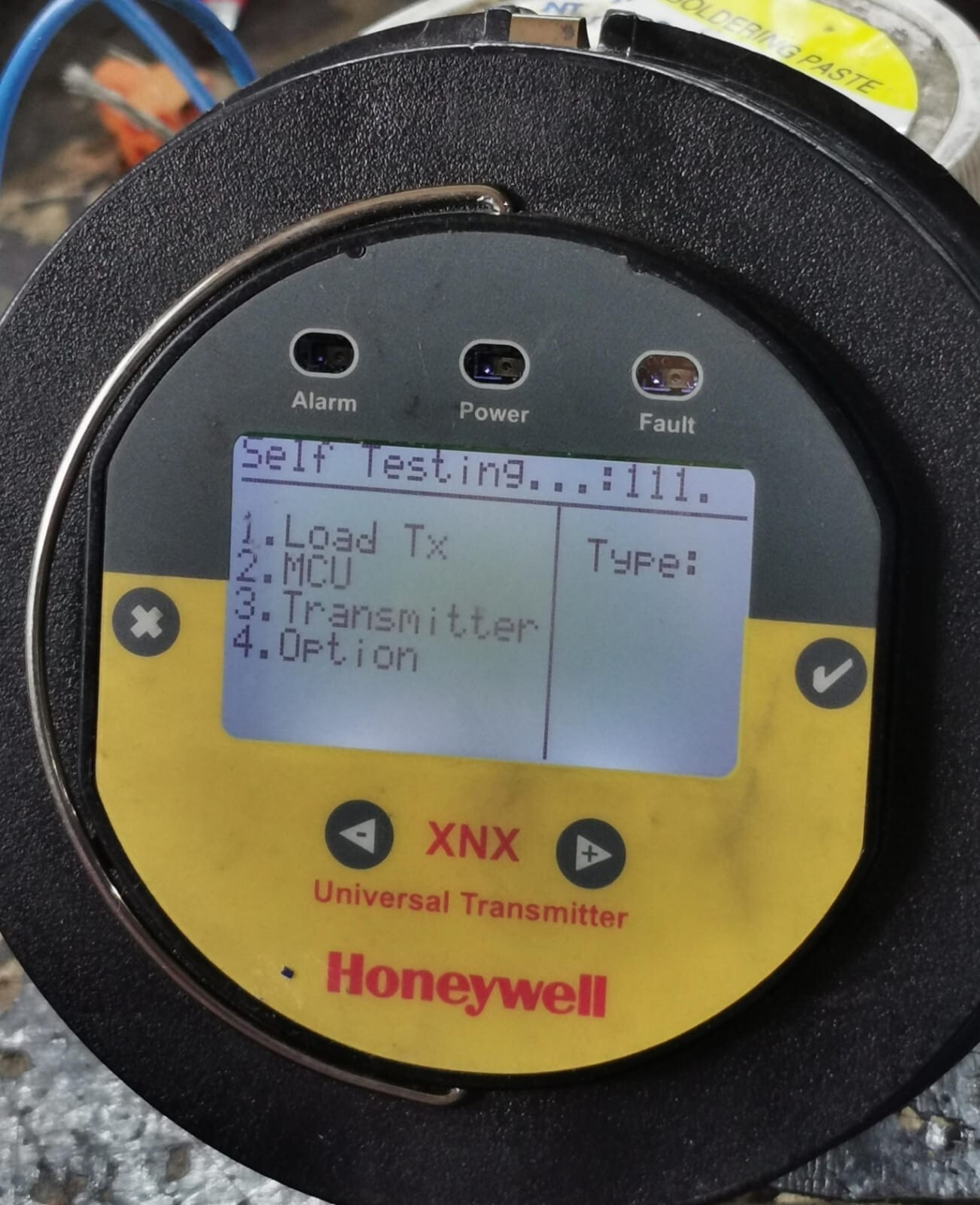 Honeywell HONEYWELL XNX HONEYWELL XNX UNIVERSAL TRANSMITTER 16-32 VDC 6.5W max 2