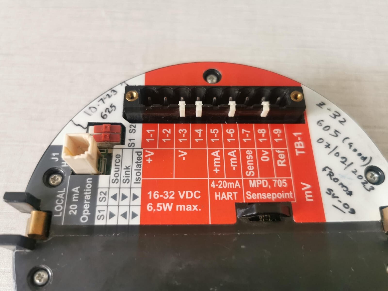 Honeywell HONEYWELL XNX HONEYWELL XNX UNIVERSAL TRANSMITTER 16-32 VDC 6.5W max 10