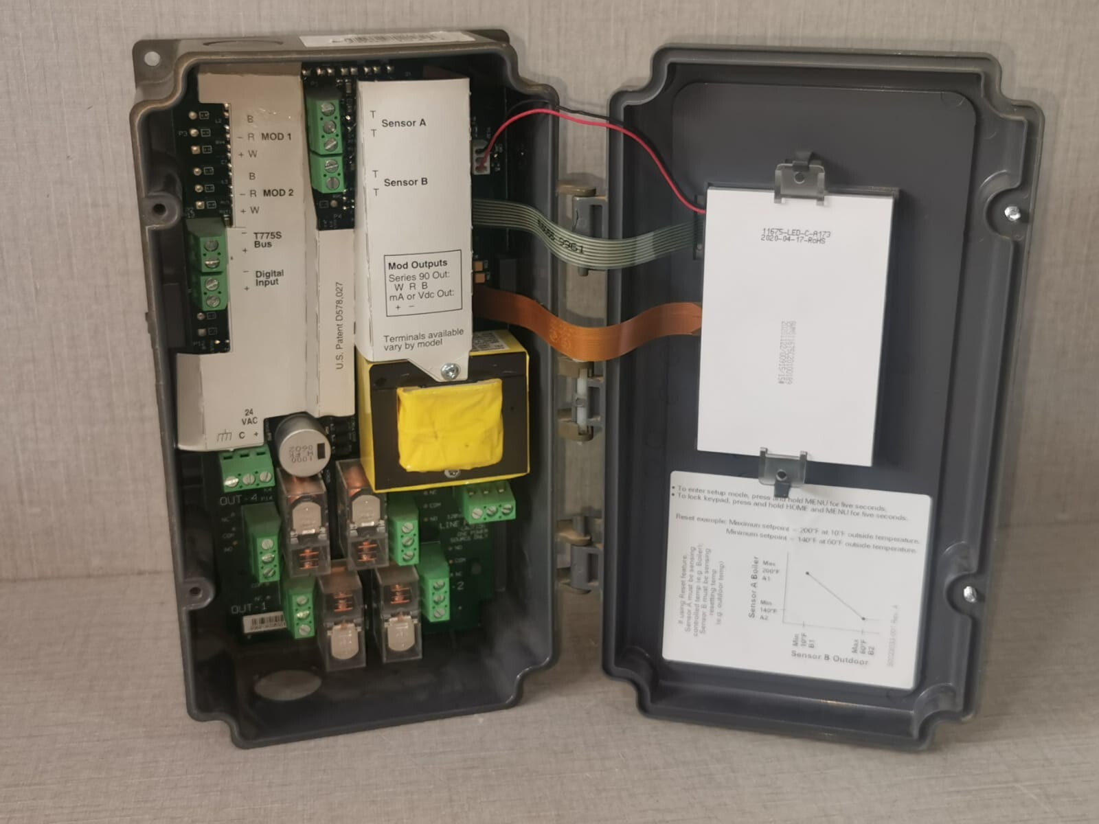 Honeywell T775L2007 Honeywell T775L2007 Electronic Temperature Controller 10