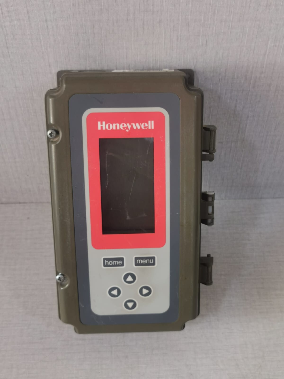 Honeywell T775L2007 Electronic Temperature Controller