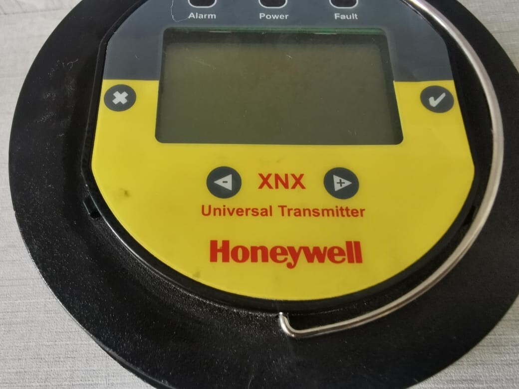 Honeywell HONEYWELL XNX HONEYWELL XNX UNIVERSAL TRANSMITTER 16-32 VDC 6.5W max 2