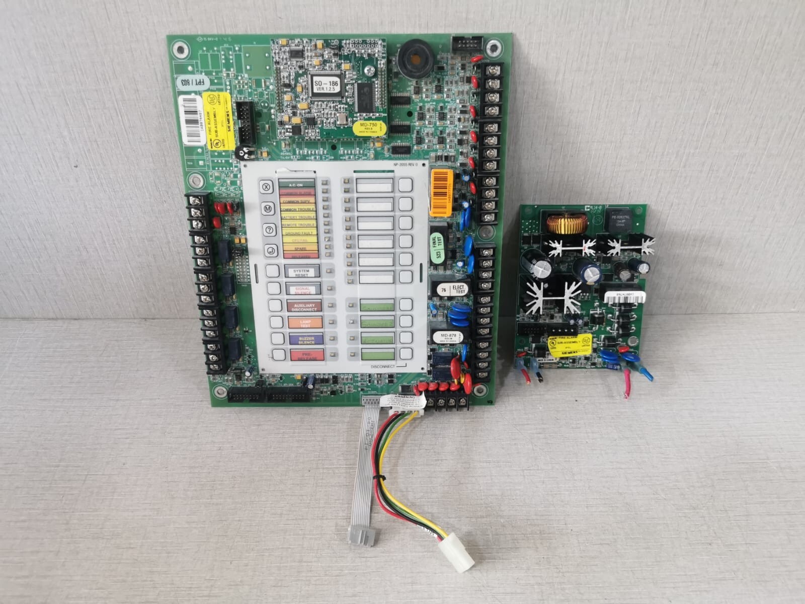 Siemens NP- 2055 REV. 0 SIEMENS TXR-320 FIRE ALARM PANEL /NP- 2055 REV. 0 2