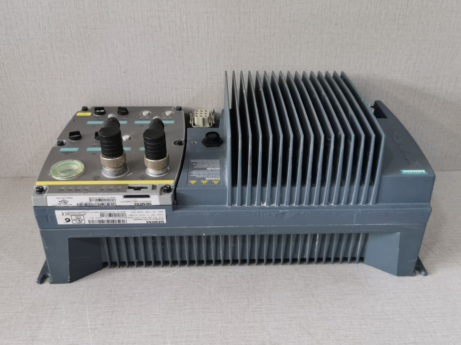 Siemens PM250D SIEMENS SINAMICS G120D PM250D Distributed Frequency Converter 5