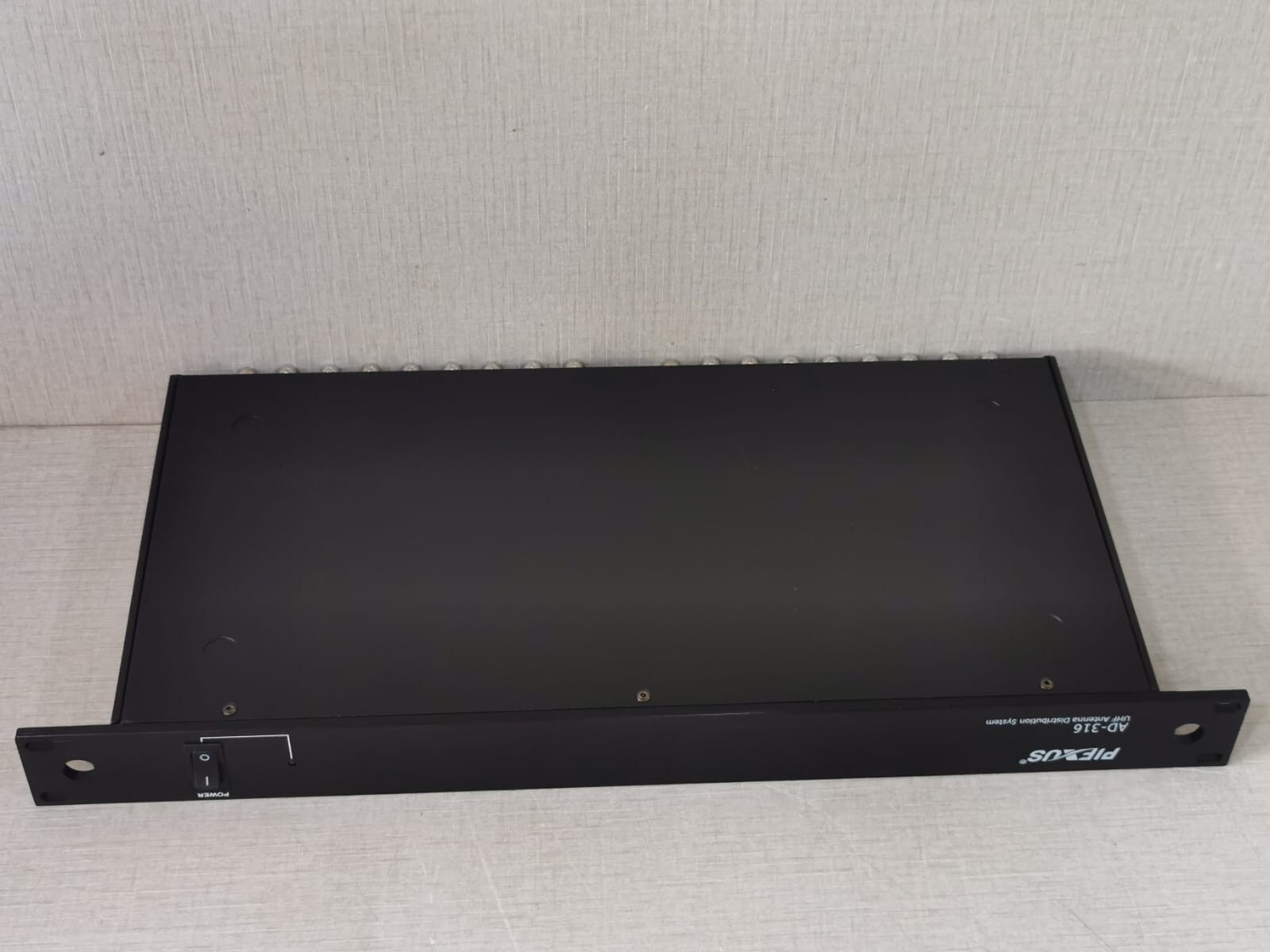 PIEXUS PIEXUS AD-316 PIEXUS AD-316 UHF Antenna Distribution System 4