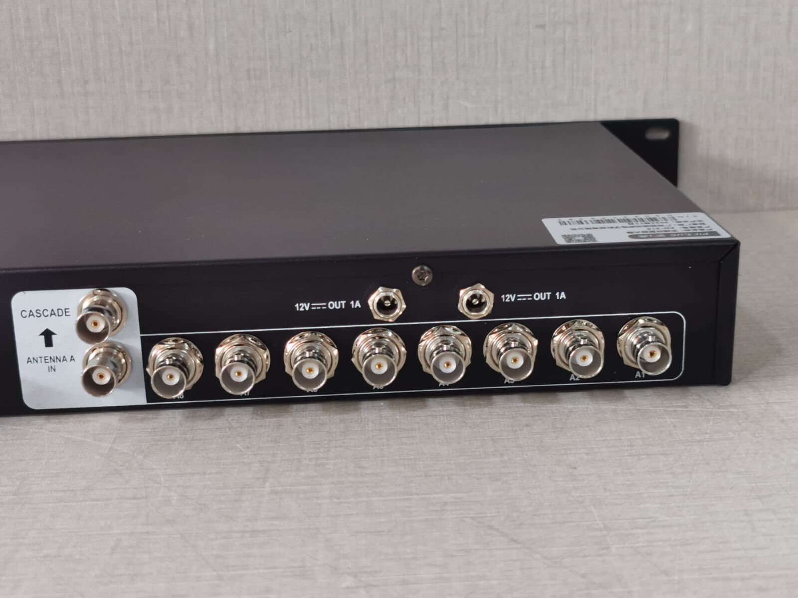 PIEXUS PIEXUS AD-316 PIEXUS AD-316 UHF Antenna Distribution System 9