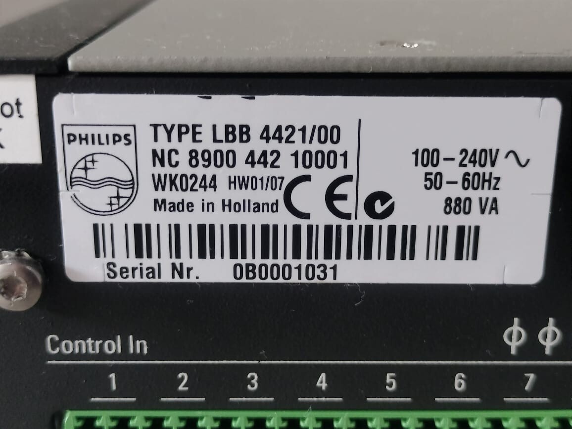 Philips NC 8900 442 10001 BOSCH BY PHILIPS LBB 4421/00 NC 8900 442 10001 100-240V 50-60Hz 880VA 10