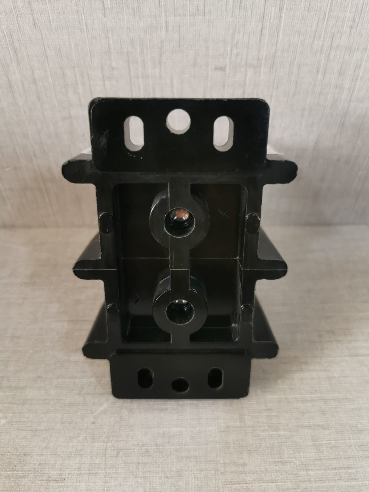 BUSS 742-843 BUSS 4100-5128 / 742-843 BATTERY DIST.TERMINAL MODULE SUB-ASSEMBLY 10