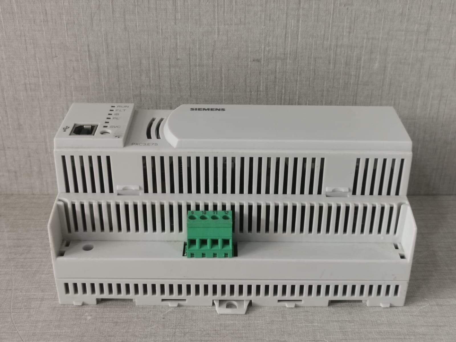 Siemens PXC3.E75 SIEMENS PXC3.E75 ROOM AUTOMATION STATION 7
