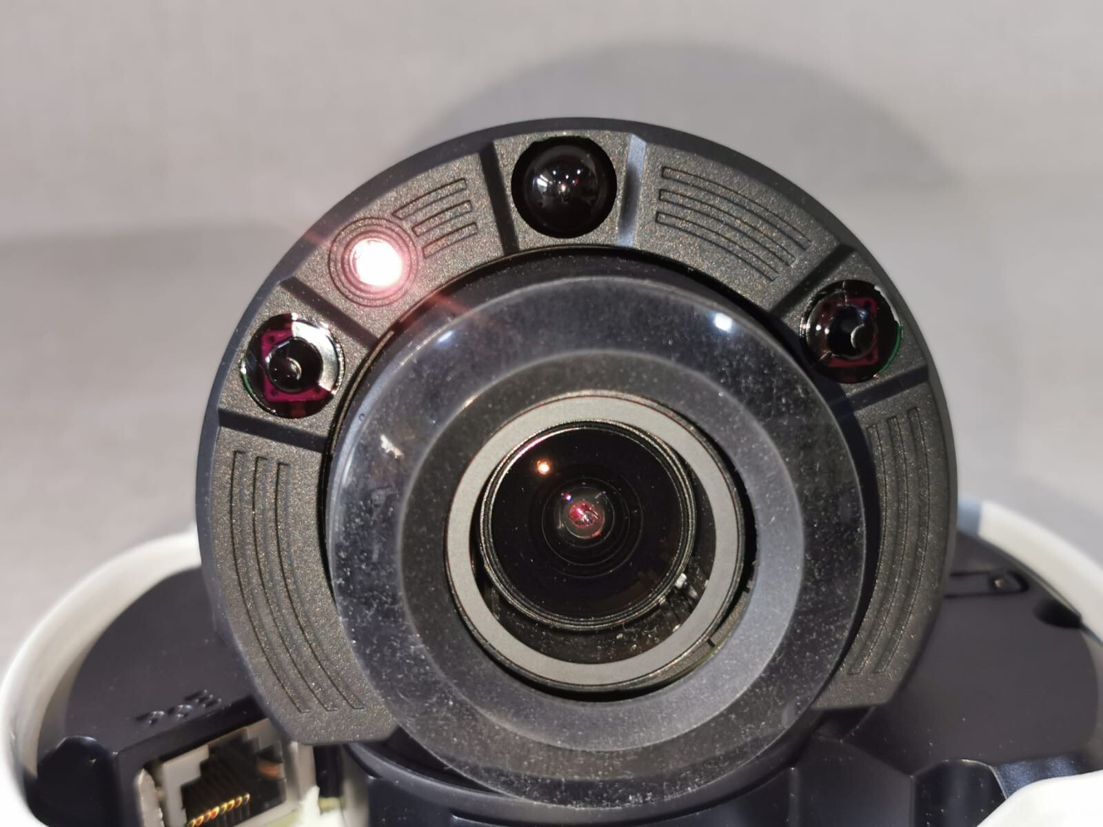 Axis 6955-001-01 AXIS P3225-LVE MKII Network Camera Part No. 6955-001-01 7
