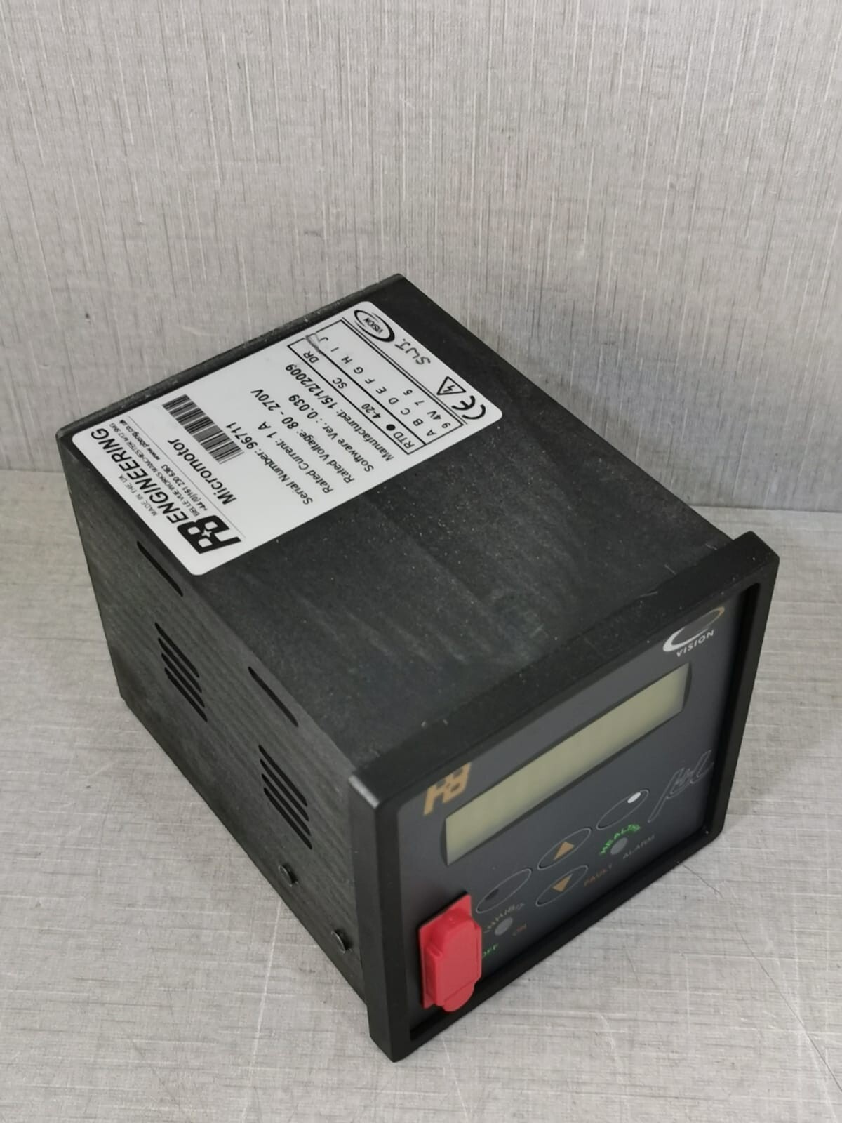 P+B ENGINEERING 0-039 P+B ENGINEERING PROTECTION RELAY VISION MICROMOTOR POWERD SOFTWARE VER: 0-039 10
