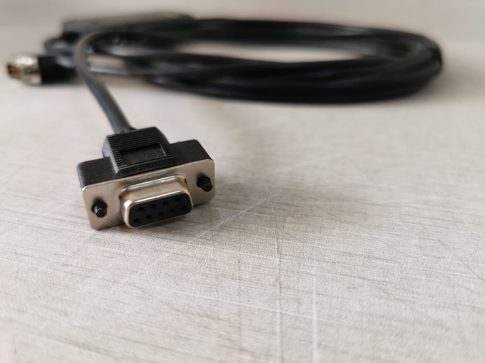 Siemens 6ES7-901-0XA0 S7-200 SIEMENS 6ES7-901-0XA0 S7-200 / RS232 / PPI MULTI-MASTER CABLE 9