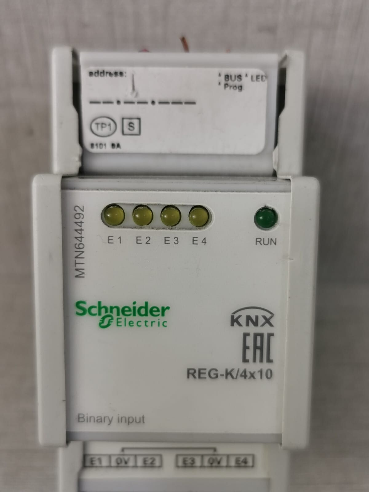 Schneider Electric MTN644492 SCHNEIDER ELECTRIC MTN644492 SPACELOGIC KNX REG-K/4X10 2
