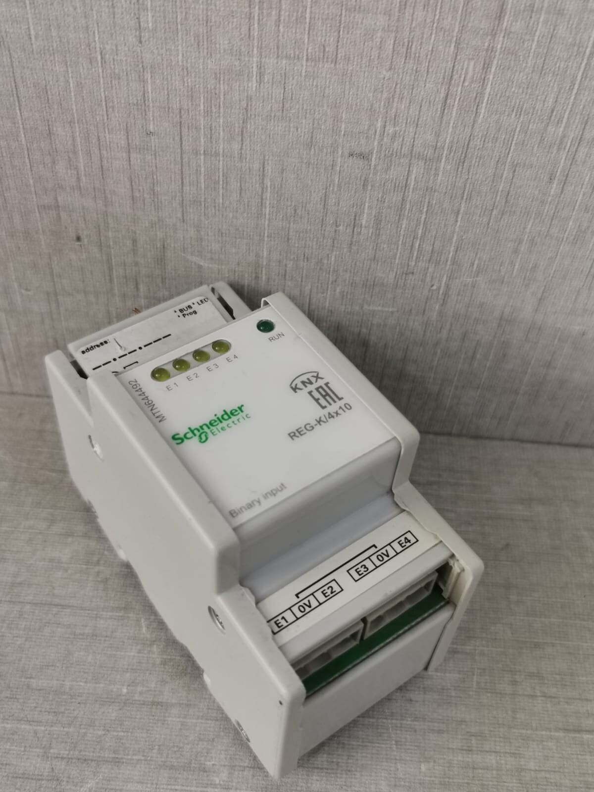Schneider Electric MTN644492 SCHNEIDER ELECTRIC MTN644492 SPACELOGIC KNX REG-K/4X10 8