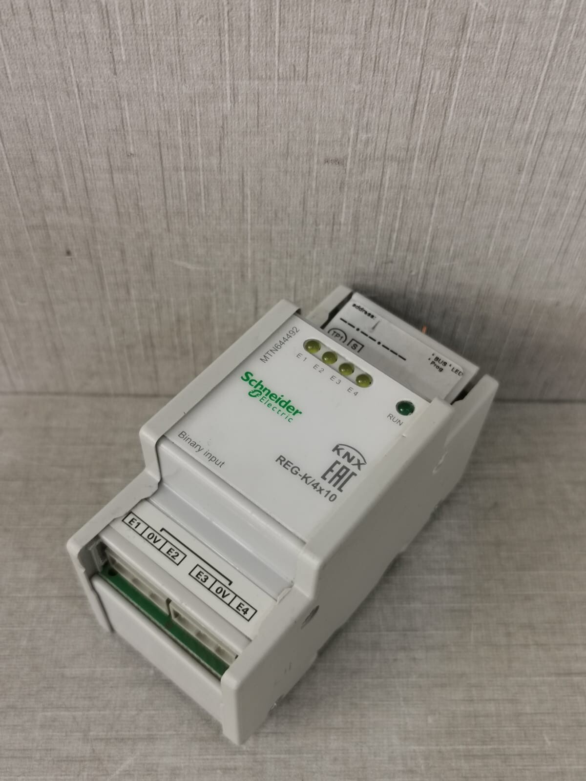 Schneider Electric MTN644492 SCHNEIDER ELECTRIC MTN644492 SPACELOGIC KNX REG-K/4X10 9