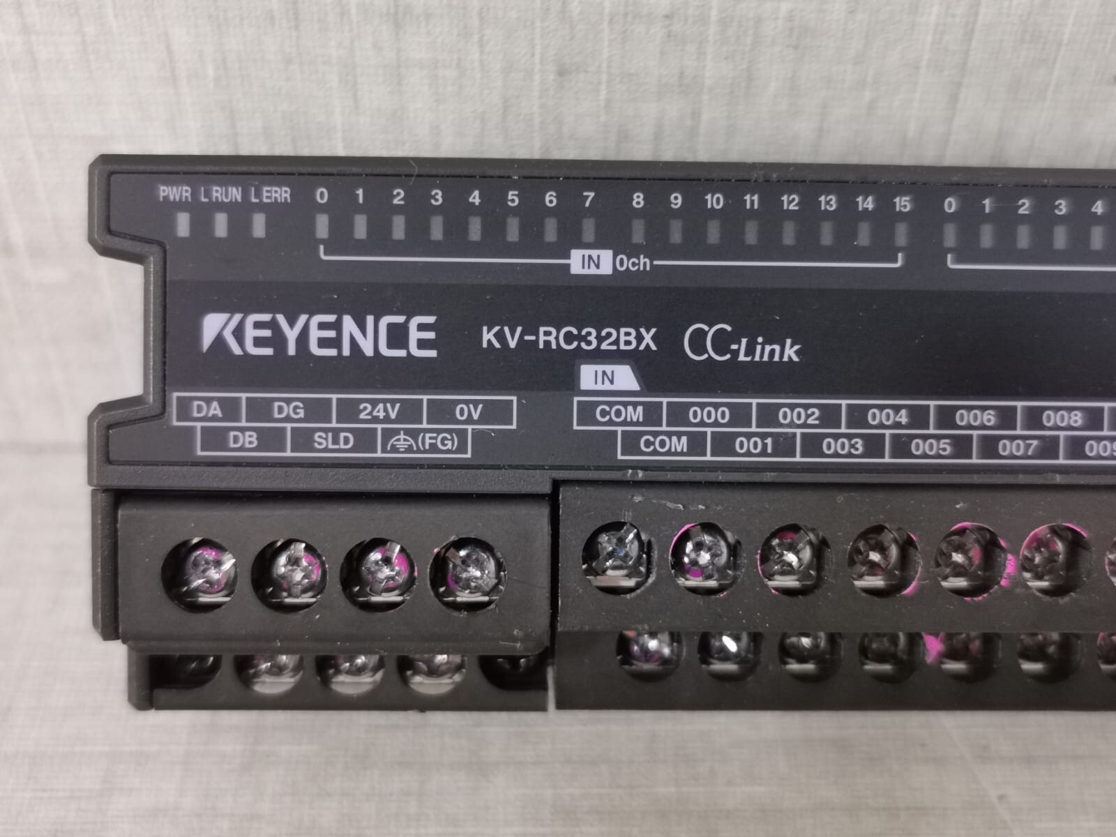 KEYENCE KV-RC32BX KEYENCE KV-RC32BX CC-LINK INPUT MODULE 12-24VDC 2