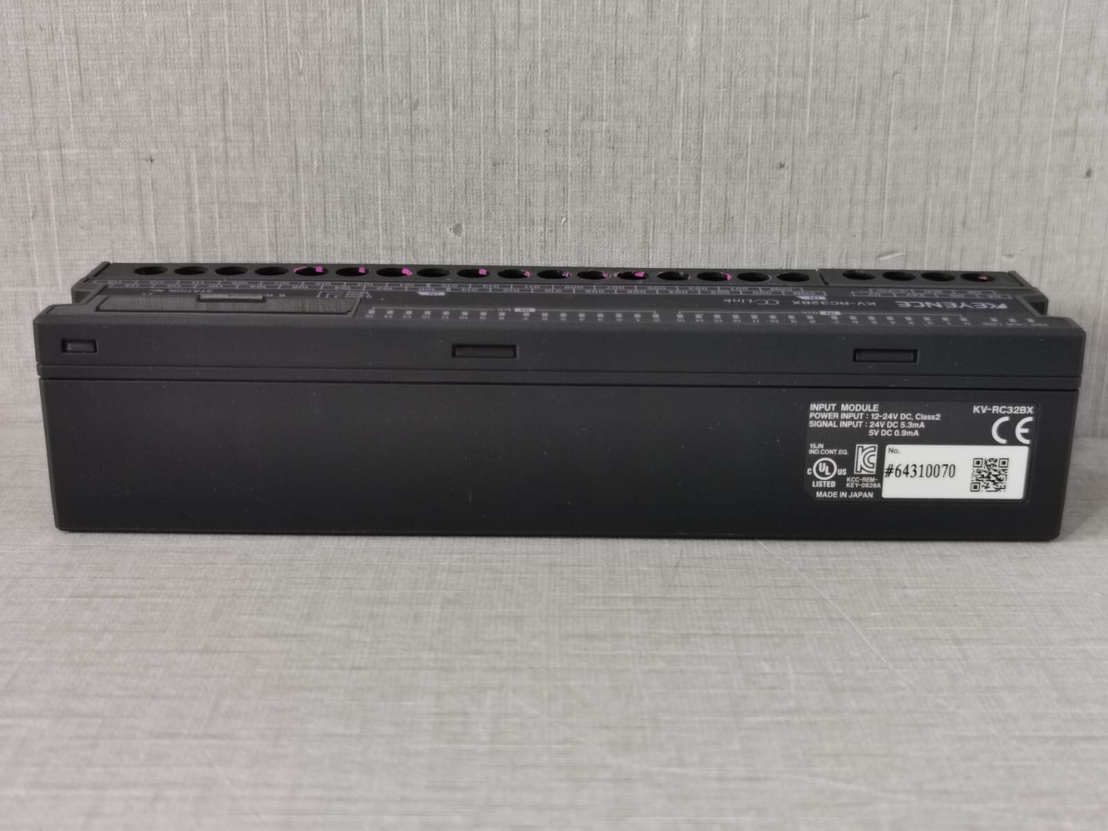 KEYENCE KV-RC32BX KEYENCE KV-RC32BX CC-LINK INPUT MODULE 12-24VDC 8