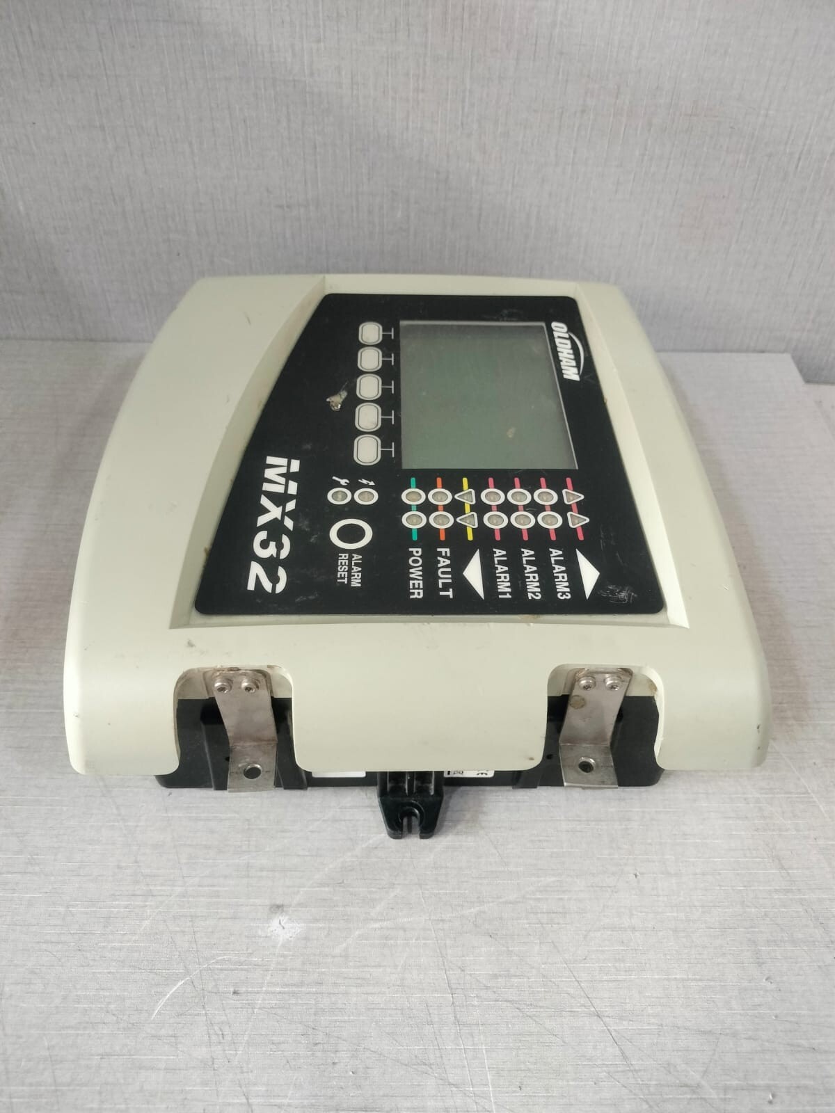OLDHAM MX32 OLDHAM MX32 GAS CONTROL UNIT TYPE 22-28VDC 3,5A WITH BROKEN LOCK 4
