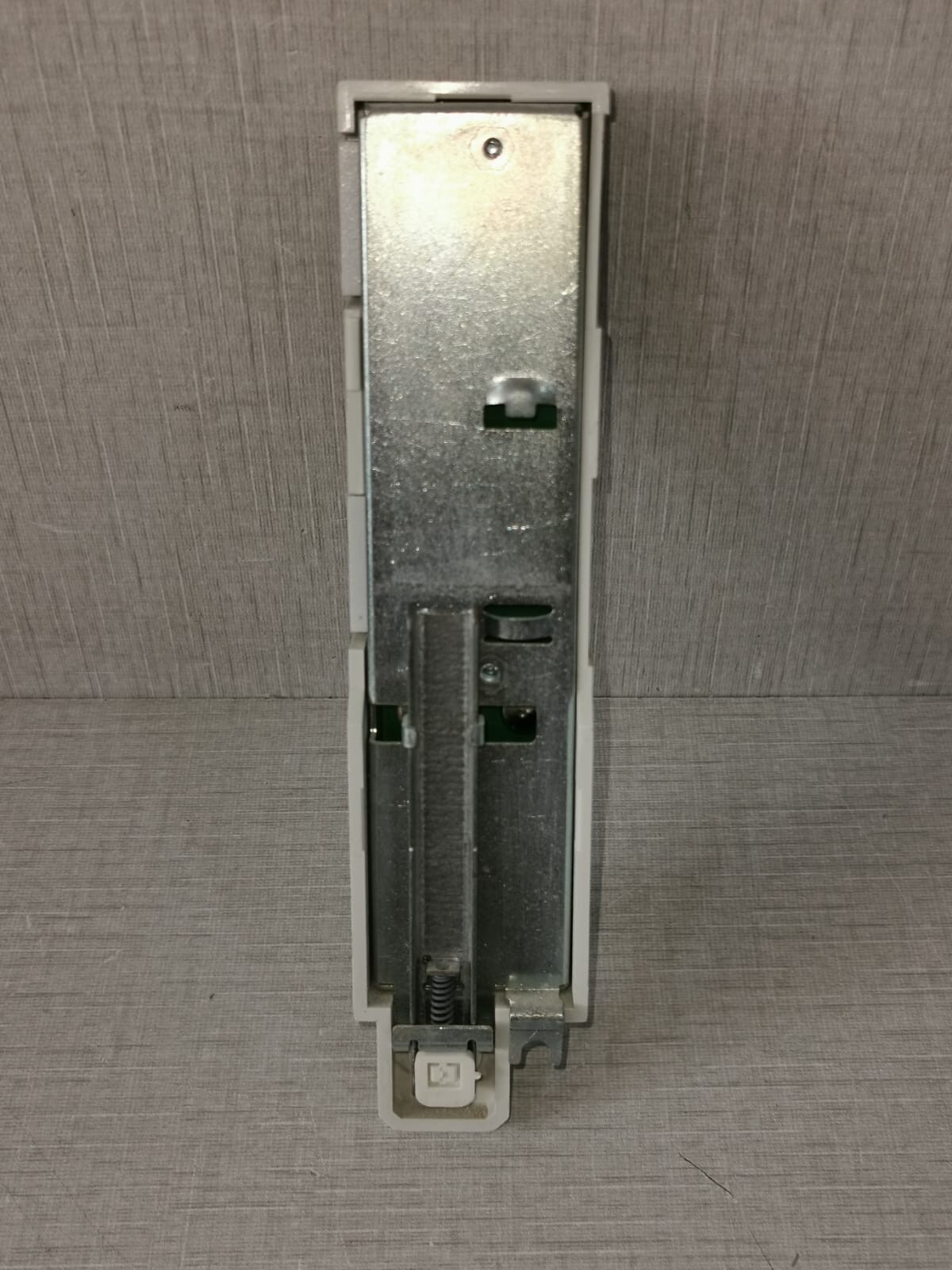 ABB 3BSE021439R1 ABB 3BSE021439R1 PR:A /TB846 DUAL MODULE BUS INLET 10