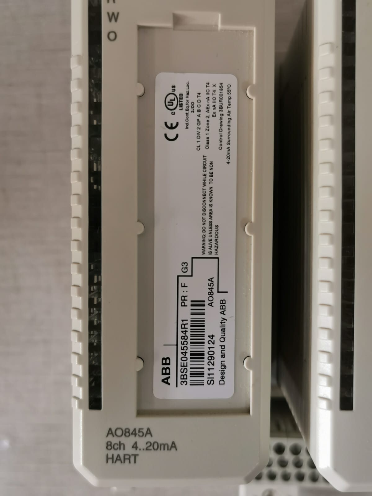 ABB 3BSE045584R1 & ABB 3BSE020850R1 ABB AO845A 3BSE045584R1 with Base ABB 3BSE020850R1 2
