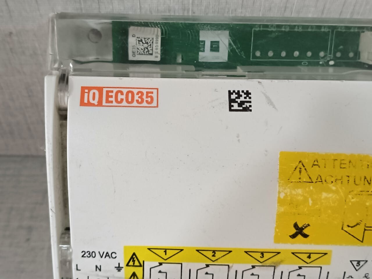 Trend IQE35-1201U80035 TREND iQEC035 /IQE35-1201U80035 TERMINAL UNIT CONTROLLER 2