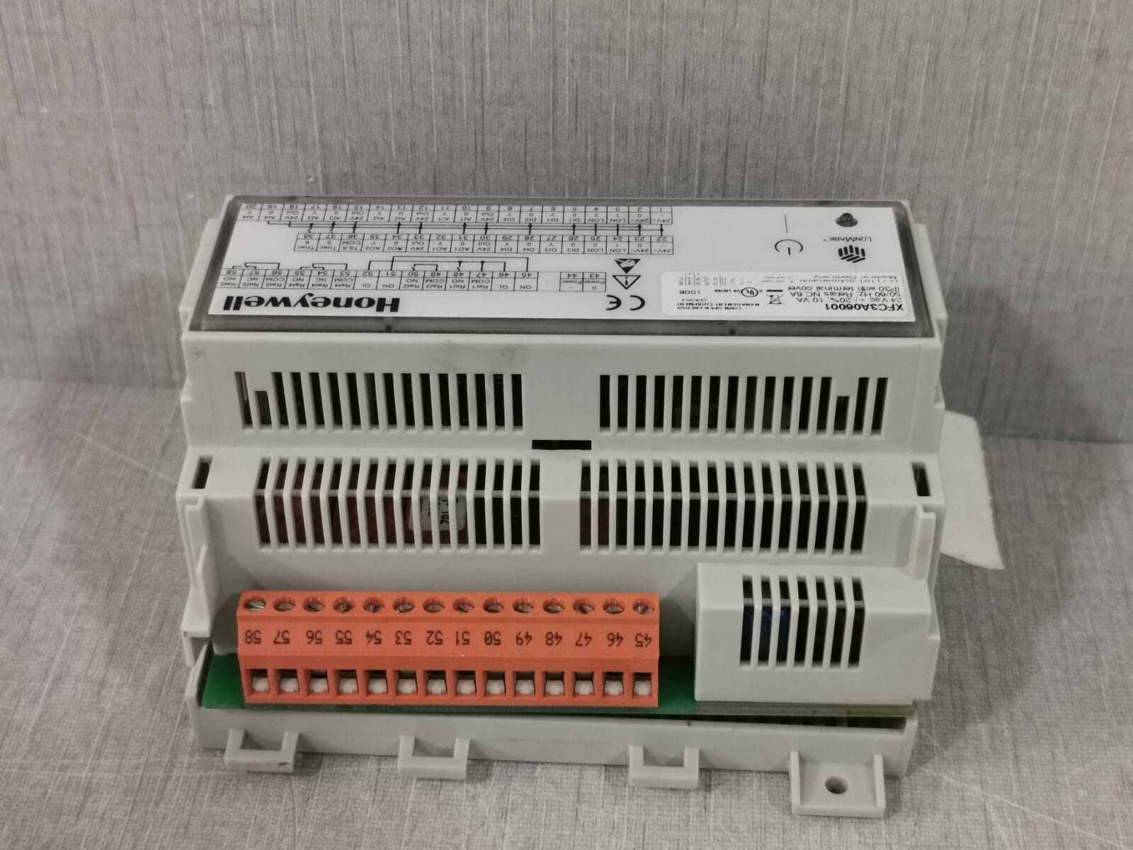 Honeywell XFC3A06001 HONEYWELL XFC3A06001 SMART MODULE 24VAC 50/60Hz WITH DAMAGED CASE 5