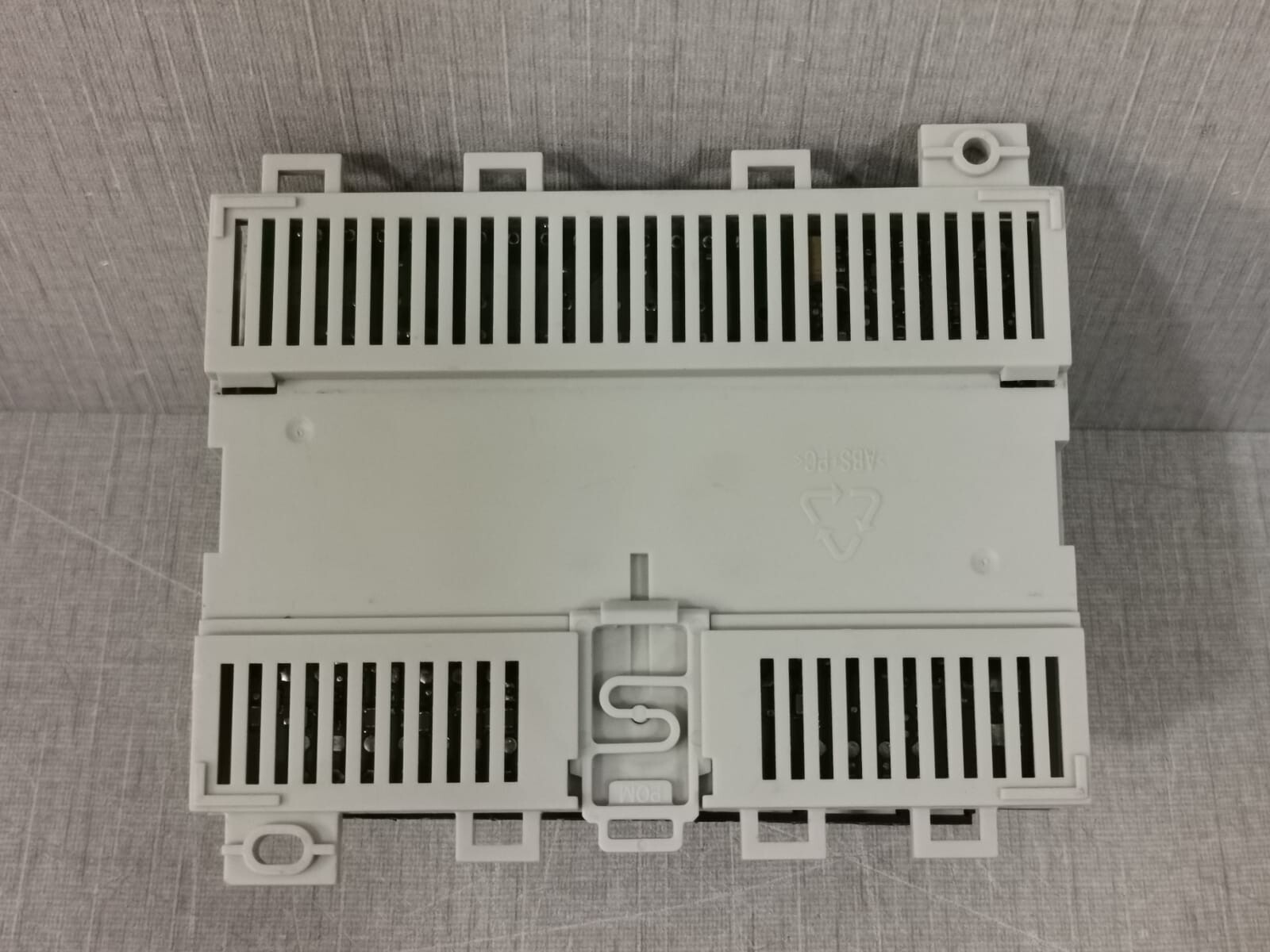 Honeywell XFC3A06001 HONEYWELL XFC3A06001 SMART MODULE 24VAC 50/60Hz WITH DAMAGED CASE 9