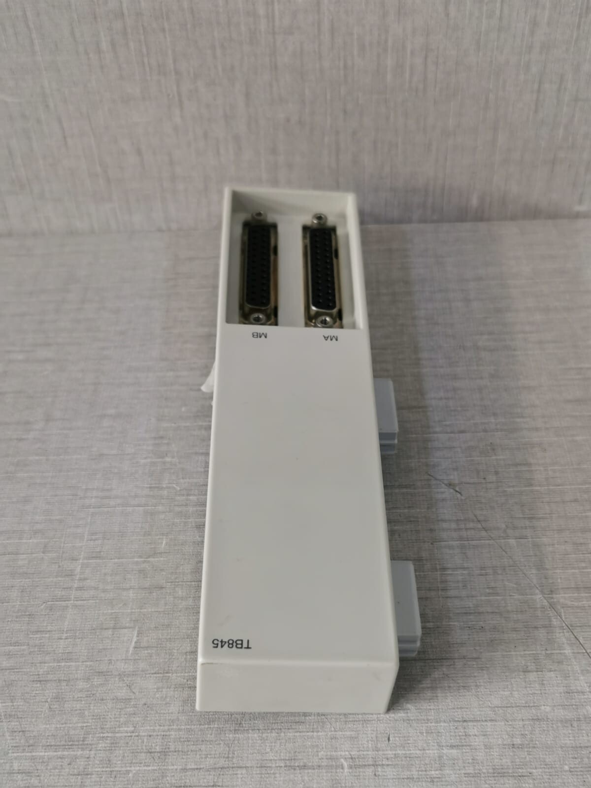 ABB 3BSE021437R1 ABB 3BSE021437R1 Dual ModuleBus Outlet BASE PLATE for TB845 5
