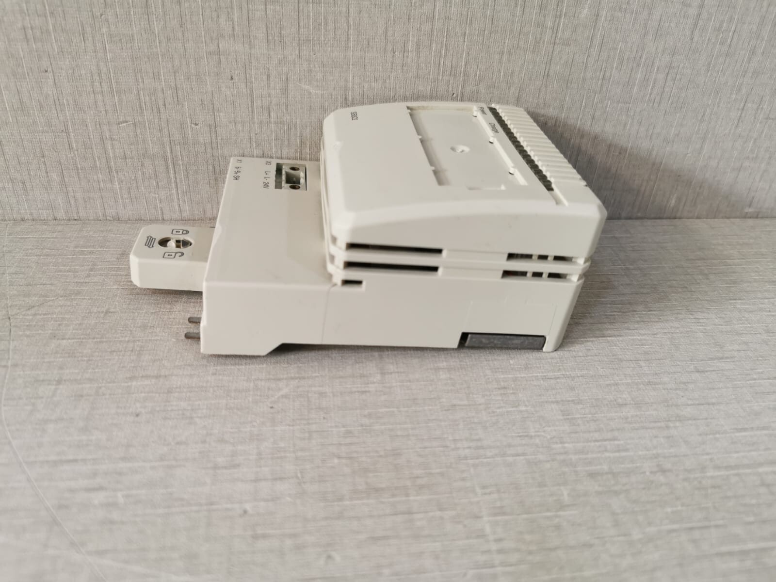 ABB 3BSE018172R1 ABB SB822 3BSE018172R1 Rechargeable Battery Unit 7
