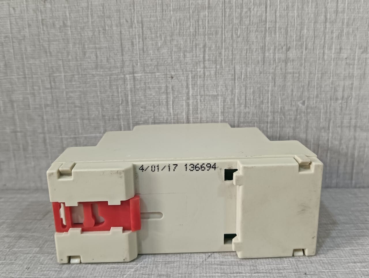 GAVE AR03 GAVE AR03 SIMULTANEOUS ALTERNATING RELAY 3 OUTPUT 8