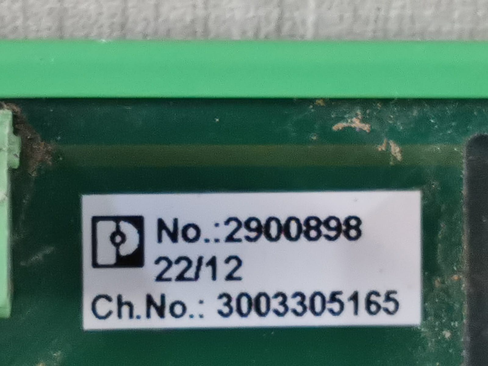 Phoenix Contact KS50/32MR/1/ADV151/SC/SO207 PHOENIX CONTACT UM-KS50/32MR/1/ADV151/SC/SO207 SERIES INTERFACE RELAY MODULE 2
