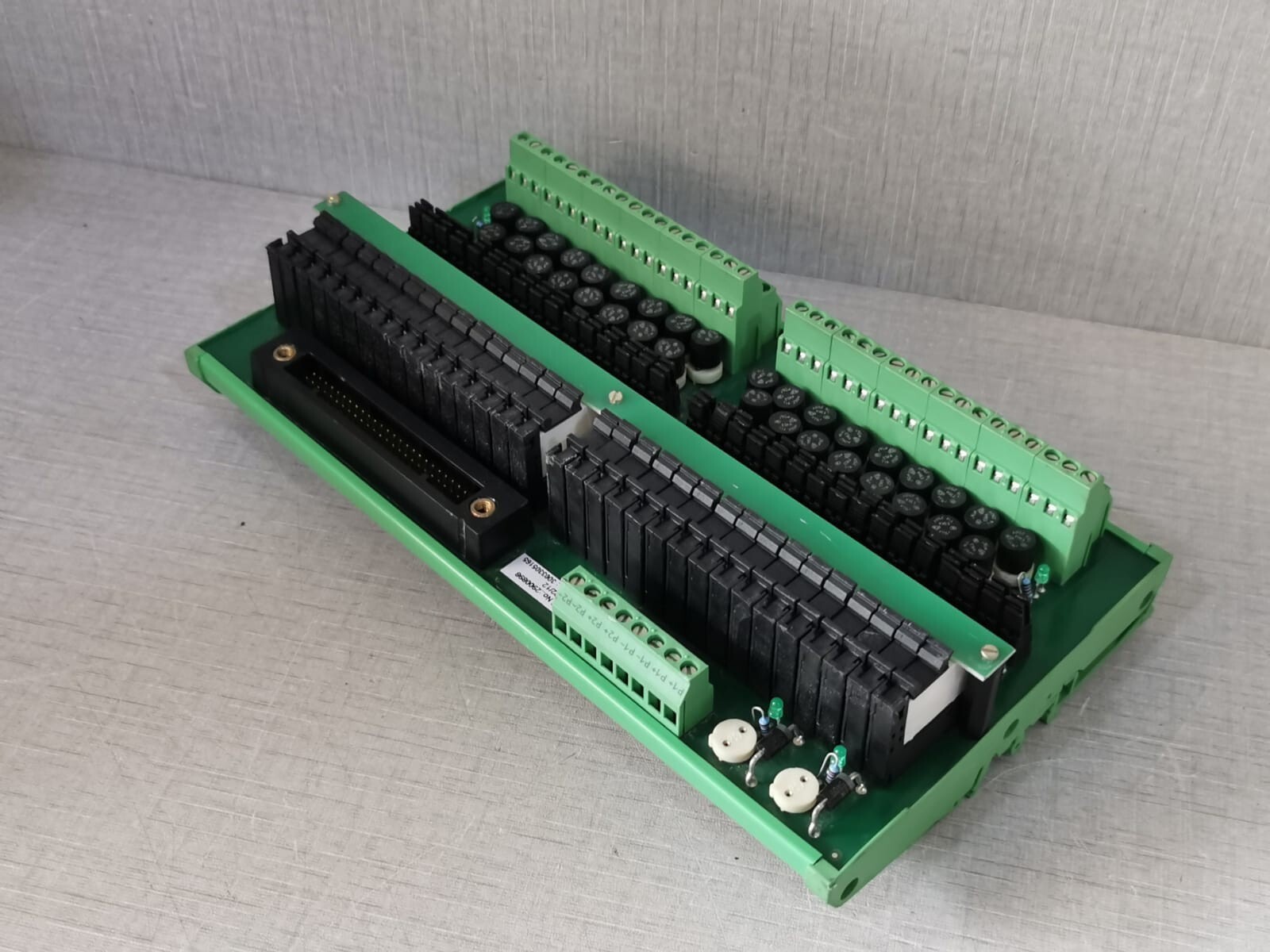Phoenix Contact KS50/32MR/1/ADV151/SC/SO207 PHOENIX CONTACT UM-KS50/32MR/1/ADV151/SC/SO207 SERIES INTERFACE RELAY MODULE 8