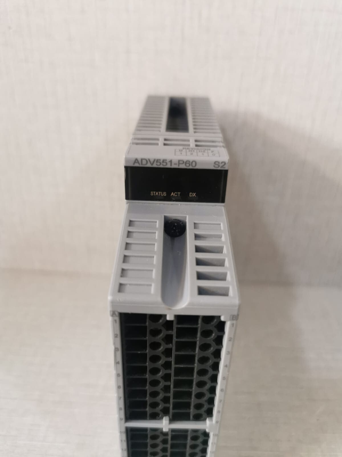 Yokogawa ADV551 / ATD5S-10 S2 YOKOGAWA ADV551-P60 S2 DIGITAL OUTPUT MODULE ADV55S1 24VDC W/ ATD5S-10 S2 4