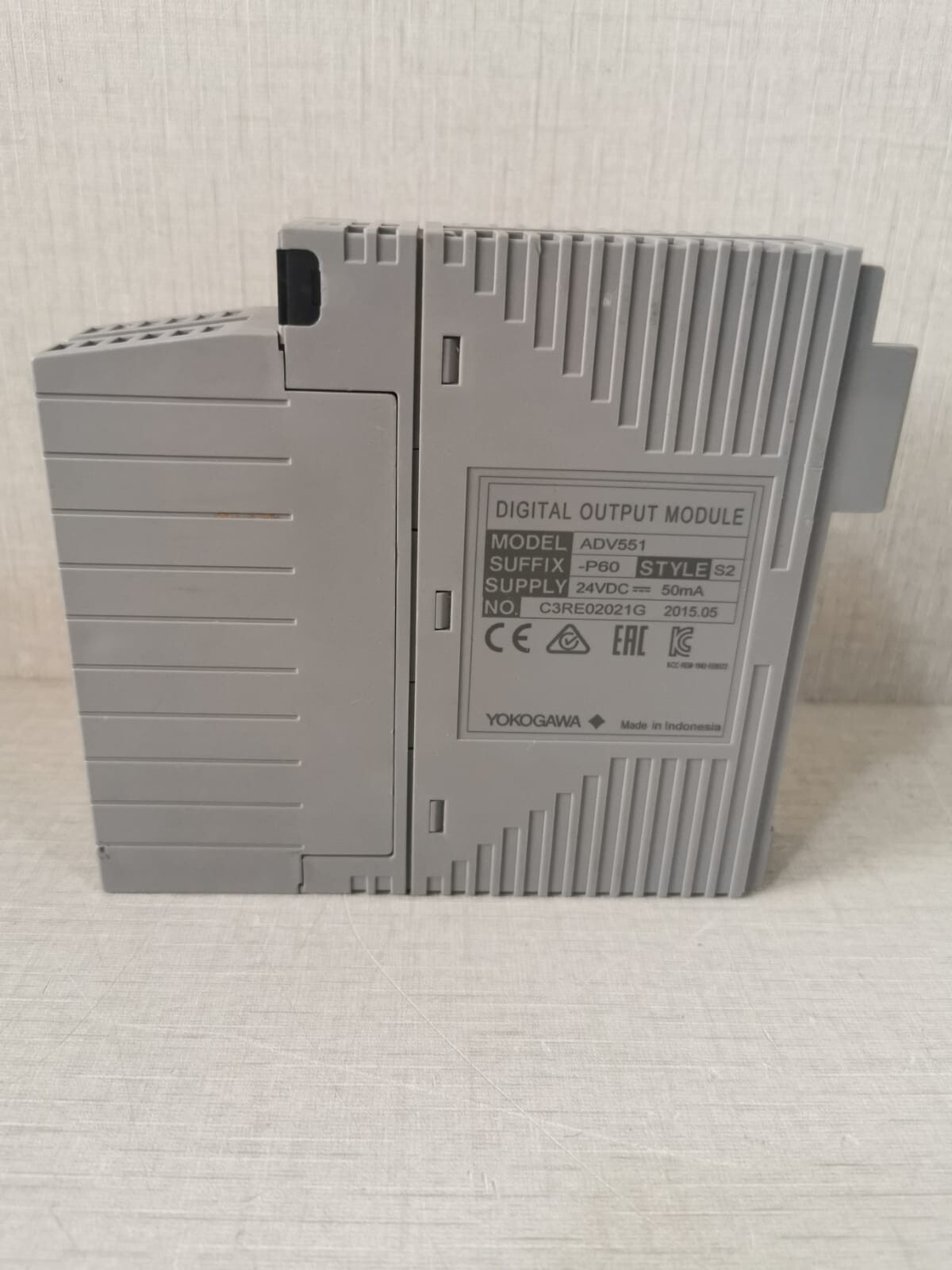 Yokogawa ADV551 / ATD5S-10 S2 YOKOGAWA ADV551-P60 S2 DIGITAL OUTPUT MODULE ADV55S1 24VDC W/ ATD5S-10 S2 6