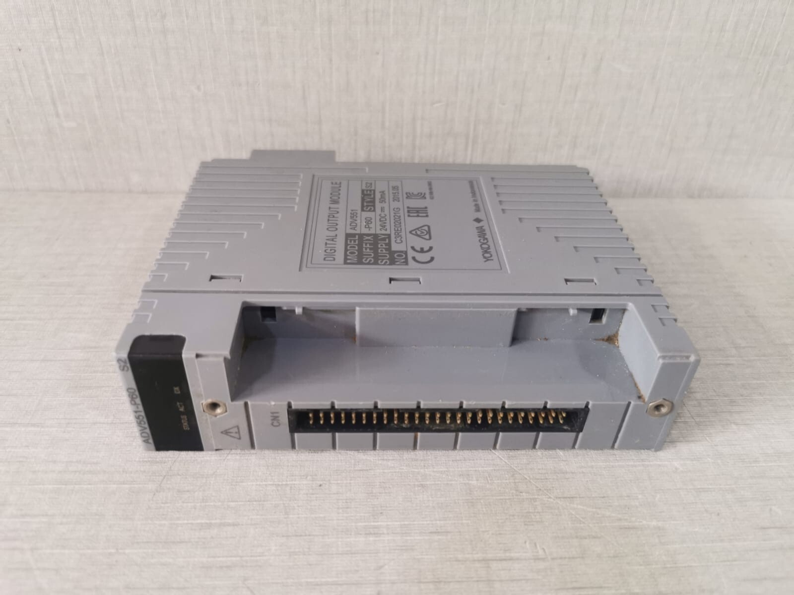 Yokogawa ADV551 / ATD5S-10 S2 YOKOGAWA ADV551-P60 S2 DIGITAL OUTPUT MODULE ADV55S1 24VDC W/ ATD5S-10 S2 7