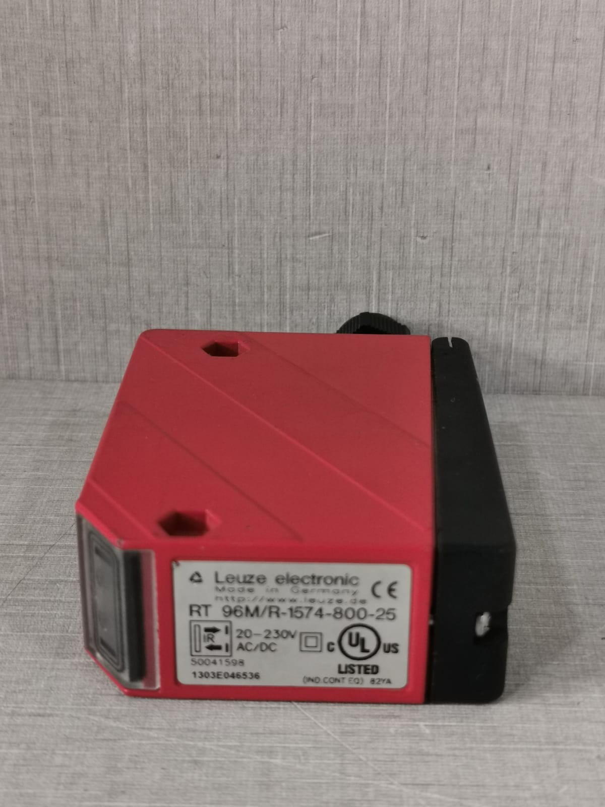 Leuze RT 96M/R-1574-800-25 LEUZE ELECTRONIC RT 96M/R-1574-800-25 SENSOR 4