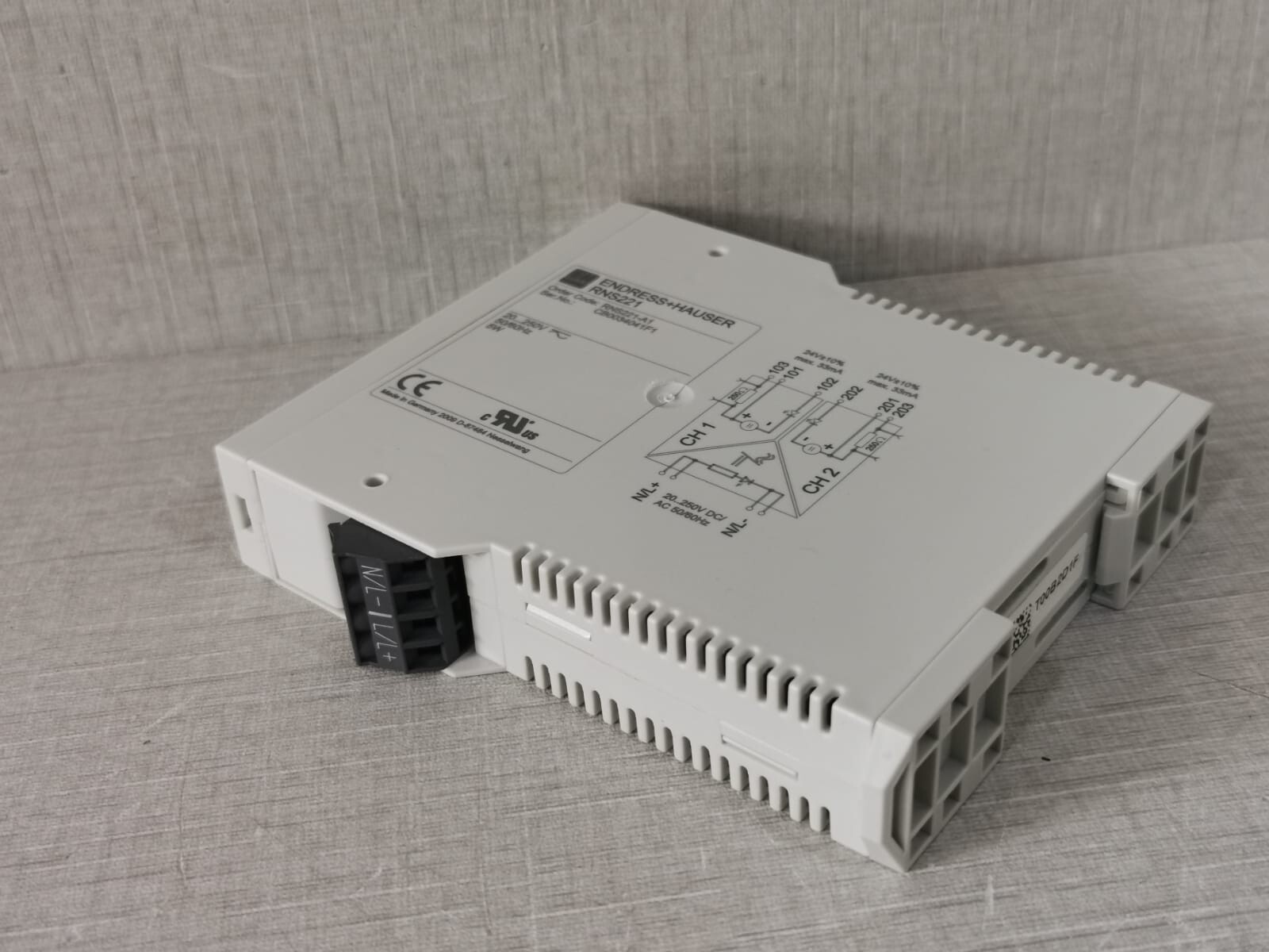 Endress+Hauser RNS221-A1 ENDRESS+HAUSER RNS221 TRANSMITTER SUPPLY RNS221-A1 8