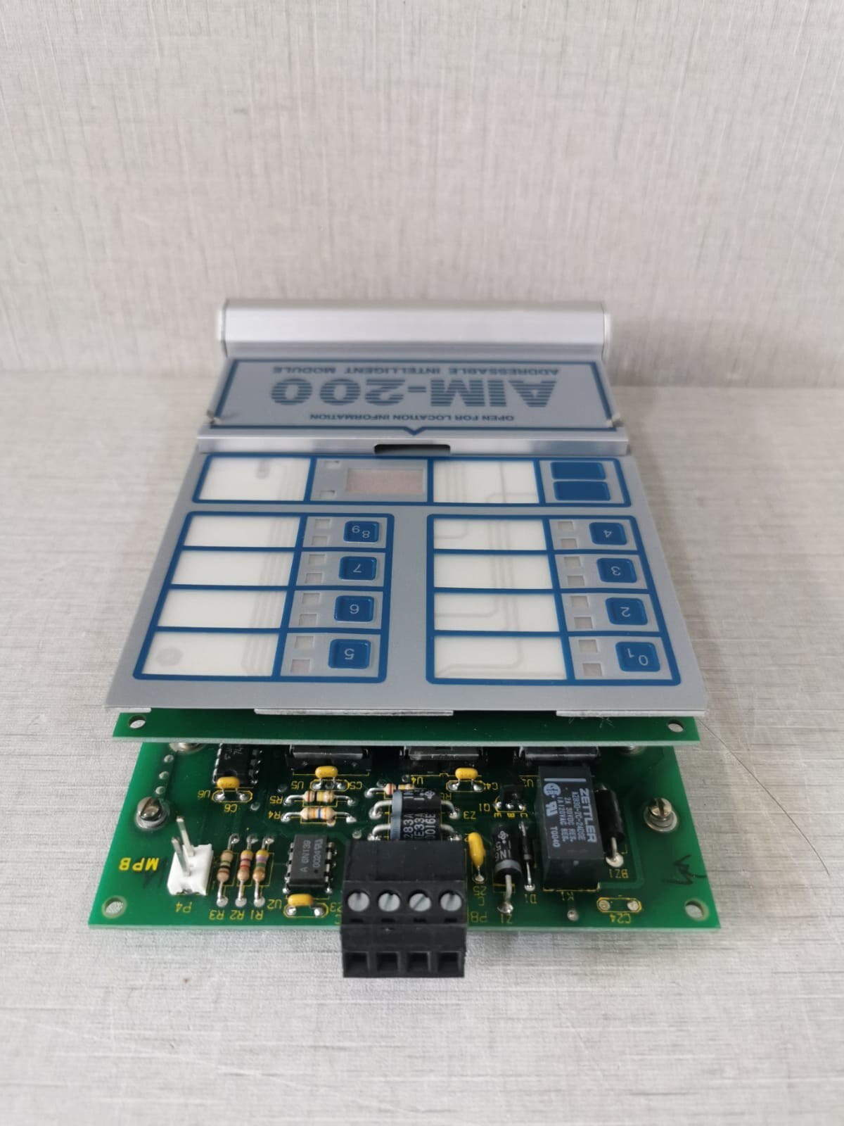 NOTIFIER AIM-200 NOTIFIER AIM-200 ADDRESSABLE INTELLIGENT MODULE FIRE ALARM UNIT 4