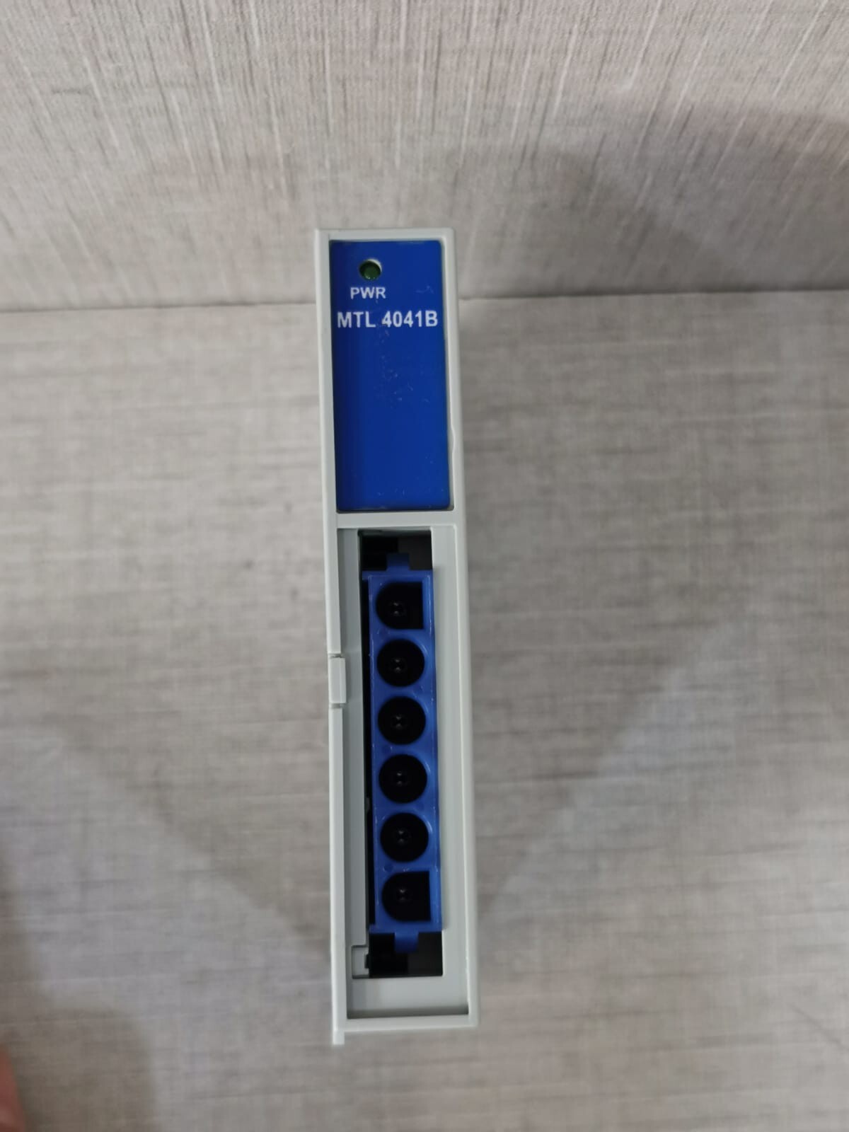 MTL MTL 4041B MTL 4041B REPEATER POWER SUPPLY,4/20mA, FOR 2 OR 3 WIRE TRASMITTERS 4