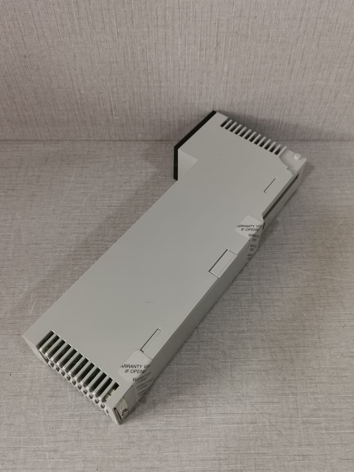 Schneider Electric 140ACO02000 SCHNEIDER ELECTRIC 140ACO02000 MODICON QUANTUM ANALOG OUTPUT 8