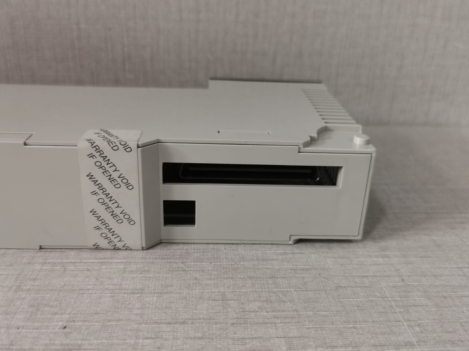 Schneider Electric 140ACO02000 SCHNEIDER ELECTRIC 140ACO02000 MODICON QUANTUM ANALOG OUTPUT 9
