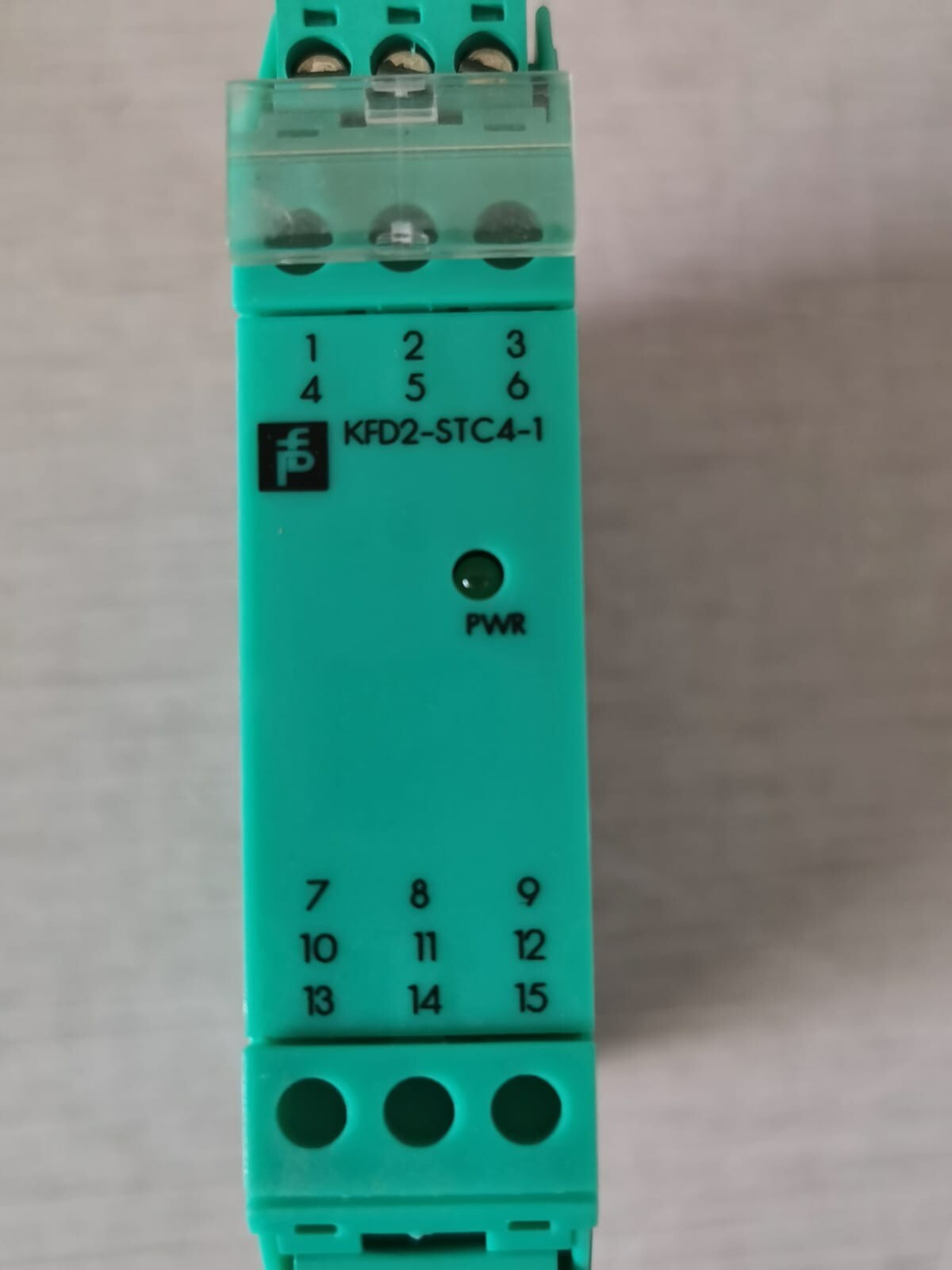 Pepperl+Fuchs KFD2-STC4-1 Pepperl+Fuchs KFD2-STC4-1 Smart Transmitter Isolator P/n.: 115400 4