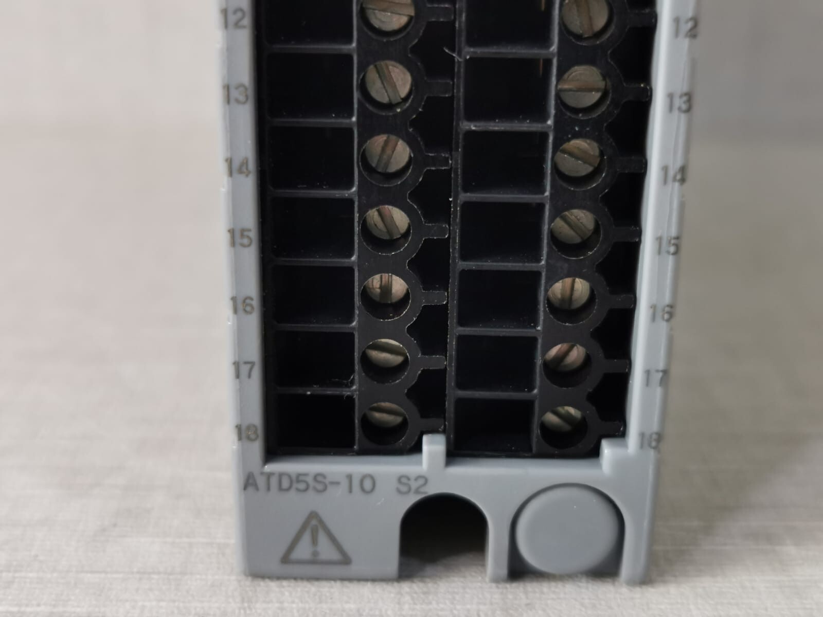 Yokogawa ADV551-P13 YOKOGAWA ADV551-P13 STYLE S2 WITH ATD5S-10 S2 TERMINAL BLOCK 4