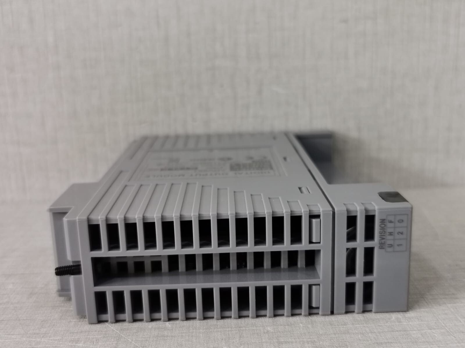 Yokogawa ADV551-P50 YOKOGAWA ADV551-P50 STYLE S2 DIGITAL OUTPUT MODULE 8